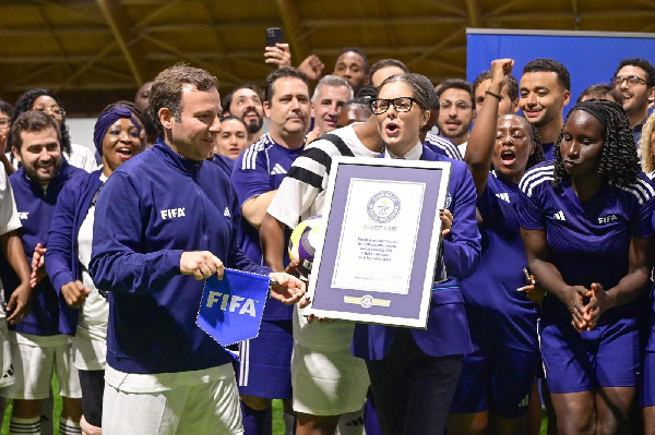 FIFA officials showcased the Guiness World Records certificate