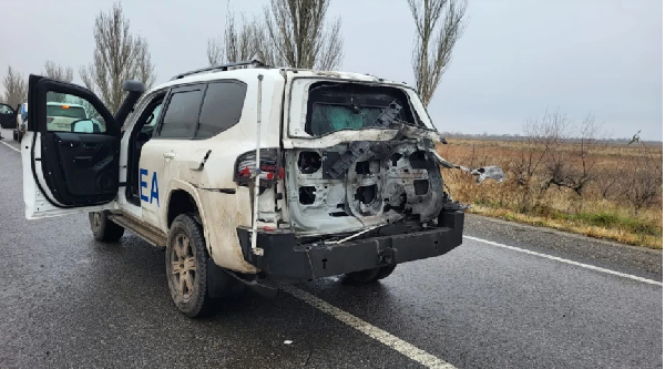 A drone attack in Ukraine destroyed the back of an armored vehicle