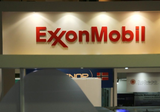 ExxonMobil readies to make major job cuts