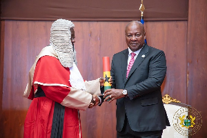 President John Dramani Mahama has sworn in Paul  Baffoe-Bonnie as Chief Justice