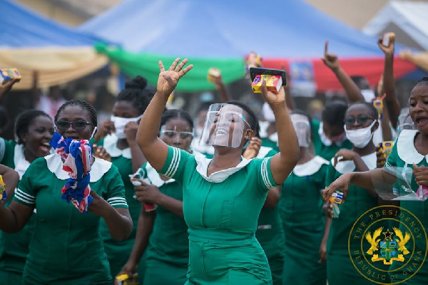 Photo of nurses jubilating