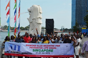 Agents at the Merlion Park in  Singapore