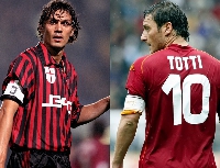 Former AC Mlian captain Maldini (L) and AS Roma captain Totti(R)