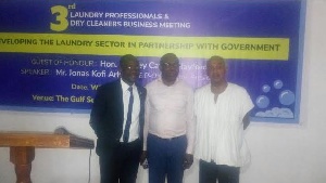 The meeting was held on the theme, 'Developing the Laundry Sector in Partnership with Government'