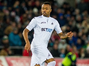 Jordan Ayew's hard work helped Swansea to another victory