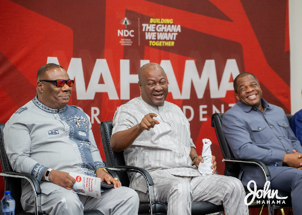 John Mahama with Archbishop Duncan-Williams (left) and Rev. Wengam (right)