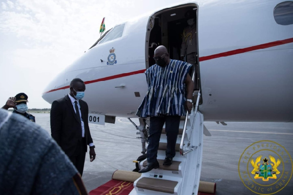 Akufo-Addo descends from the presidential jet | File photo