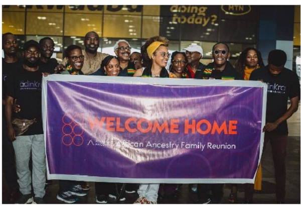 Diasporans welcomed at the airport