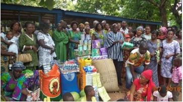 Kassena Christians in a group photo with Tamale Children