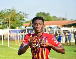 Hearts of Oak midfielder Umar Manaf