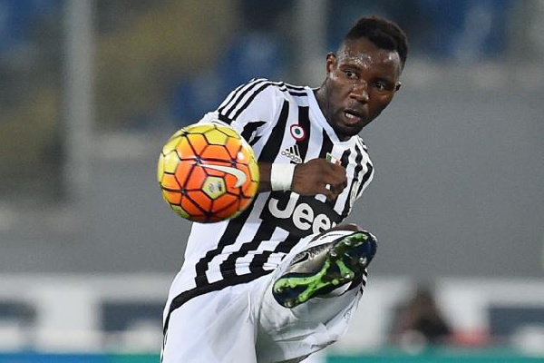 Kwadwo Asamoah came on in the second half as Juventus defeated Genoa