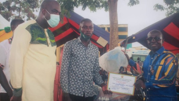 Hakim Isharck  won the Overall Best Farmer award in his constituency