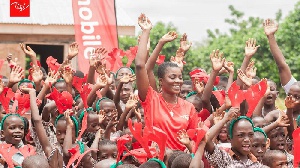Ahuofe Patri with the school children