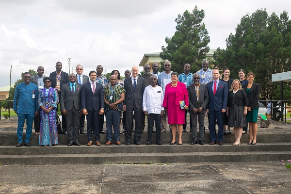 Members of Ghana Atomic Energy Commission and US delegation in a photo