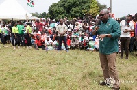 John Mahama (l) is former President of the Republic