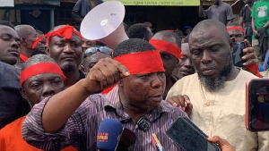 The pragia riders are seen protesting on the Tafo-Mamponteng Road