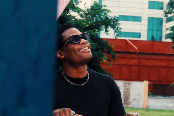 Slut Boy Billy is an American-Ghanaian-Italian singer