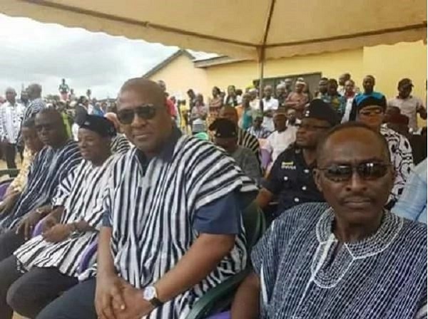 Former President Mahama visited the town of Bunsunu in the Northern Region.
