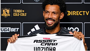Cape Verde goalkeeper Vozinha poses for photos during his presentation as a new player for Colo Colo Cape Verde goalkeeper Vozinha poses for photos during his presentation as a new player for Colo Colo