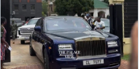 Otumfuo was seen arriving in a Rolls-Royce, accompanied by other vehicles