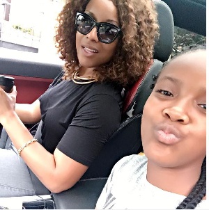 Joselyn Dumas with her daughter