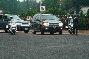 A presidential motorcade in motion