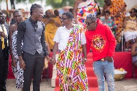 Stonebwoy, Nana Appiah Mensah and Shatta Wale during their visit to the Asantehene