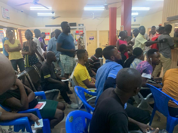 crowds-at-ecg-offices-in-accra-as-prepaid-system-goes-down-again