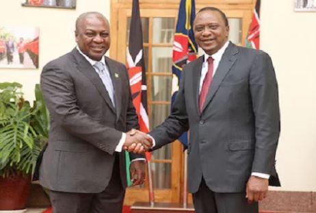 Former President Mahama [L] and President Uhuru Kenyatta