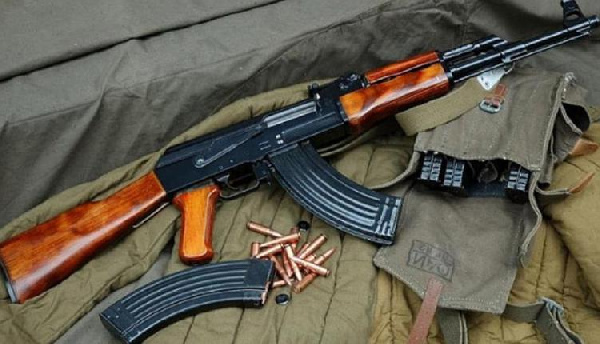 10 AK47 assault rifles were seized after breaking into the police armoury