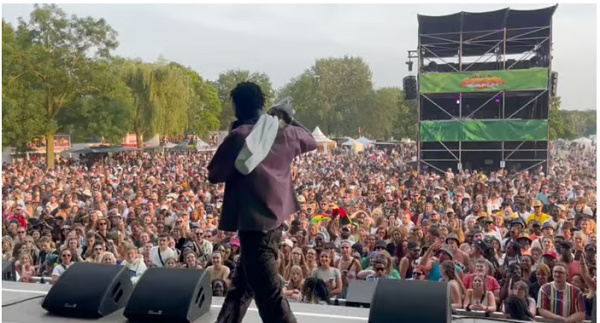 Black Sherif performed before a massive crowd