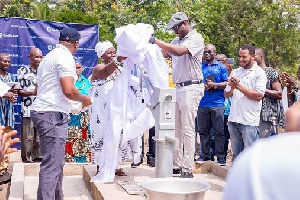 Stanbic Bank has commissioned a borehole facility for the people of Asuboi-Boasi