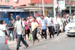 Commuters have been forced to struggle for cars due to its shortage