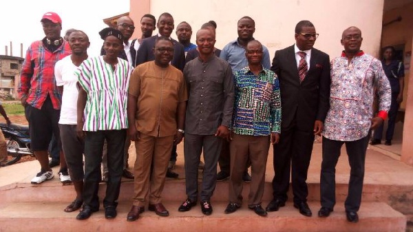 Kwesi Appiah with officials from  Appiah-Karim Company