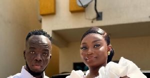 Music star Akwaboah and wife