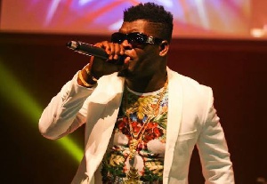 Hiplife artiste Castro