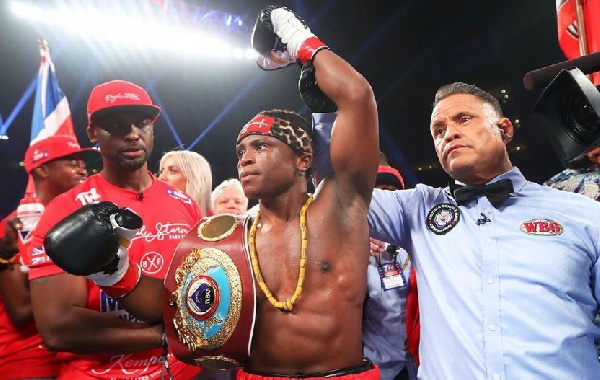 Isaac Dogboe defeated Hidenori Otake in a first round TKO to defend his WBO title