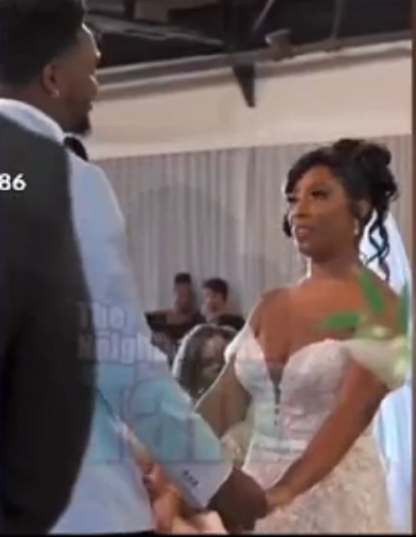 watch-as-a-bride-refuses-to-say-her-wedding-vows-about-obeying-her-husband