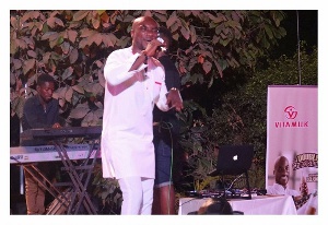 Kwabena Kwabena on stage