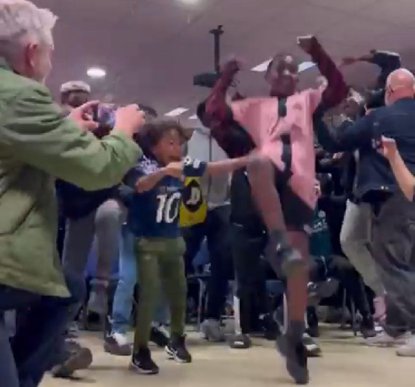 The young players were seen jubilating in the room