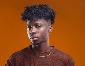 I’m sorry – Yaw Darling renders apology to Patapaa
