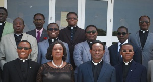Her Ladyship flanked by the Pastors in a group photograph