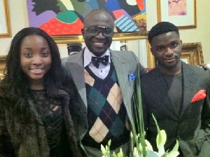 KKD with his children