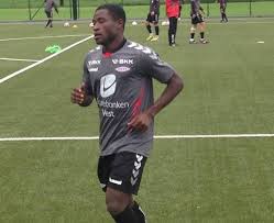 Ghanaian midfielder Kennedy Ashia