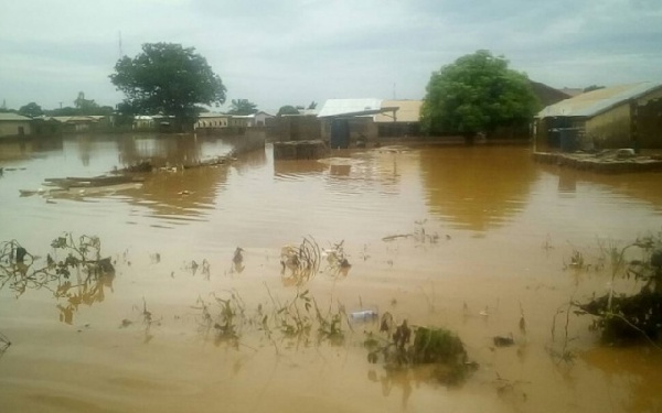 The rain, which started at 11am, left several suburbs of the Tamale metropolis submerged