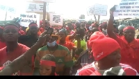 Buipe youth demonstrates against Buipewura for enskining Fulani man as chief