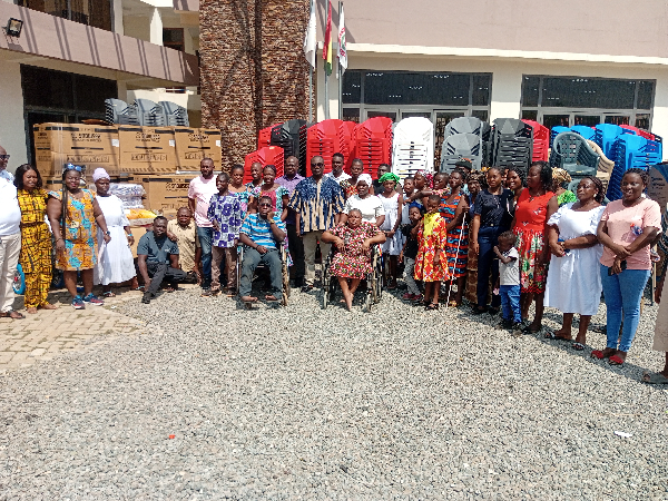 Some of the beneficiaries in a group photo