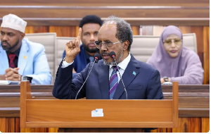 Somali President Hassan Sheikh Mohamud addresses an emergency joint parliamentary session