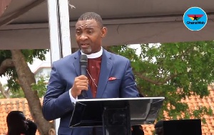 Founder of World Miracle Outreach, Rev. Dr. Lawrence Tetteh