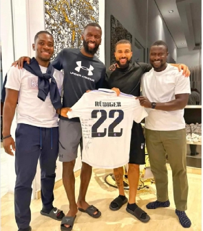 Daniel-Kofi Kyereh (Second right) with Rudiger (second left) and other friends